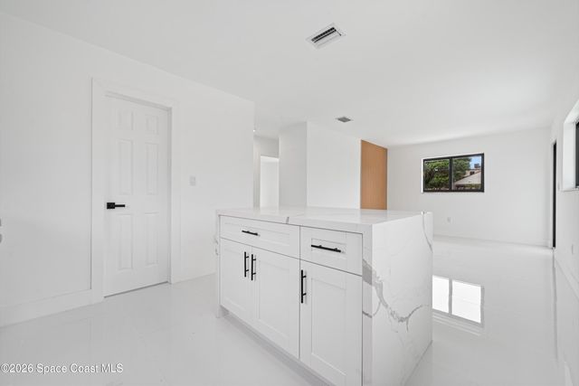 1112 SW 11th Avenue, Miami, FL 33129