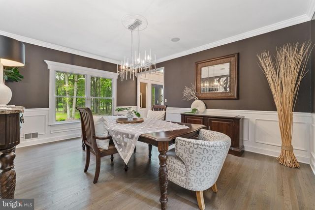 97 UNION RD, Frenchtown, NJ 08825