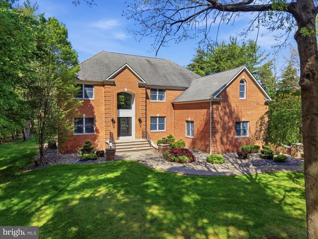 97 UNION RD, Frenchtown, NJ 08825