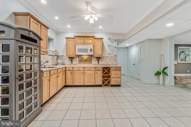 97 UNION RD, Frenchtown, NJ 08825