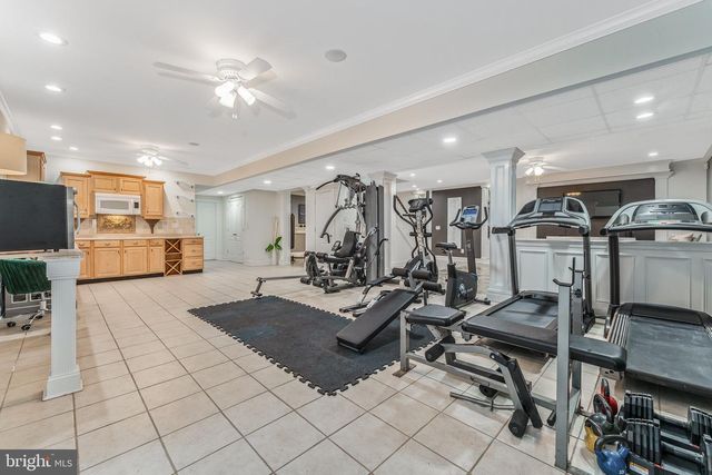 97 UNION RD, Frenchtown, NJ 08825