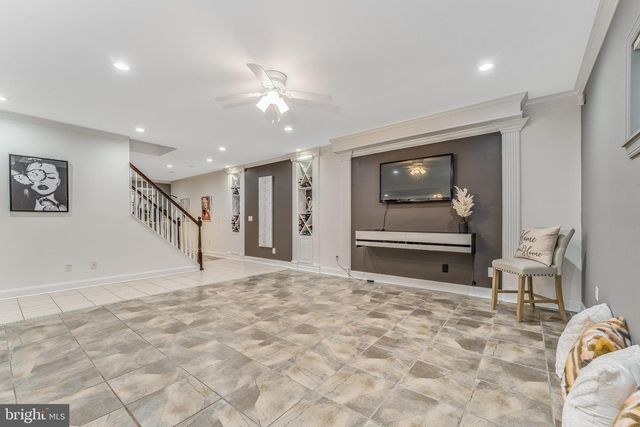 97 UNION RD, Frenchtown, NJ 08825