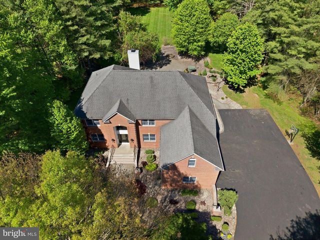 97 UNION RD, Frenchtown, NJ 08825