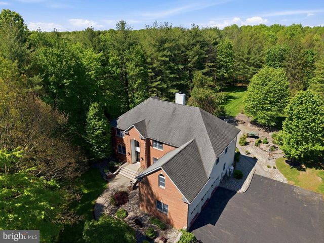 97 UNION RD, Frenchtown, NJ 08825