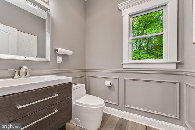 97 UNION RD, Frenchtown, NJ 08825
