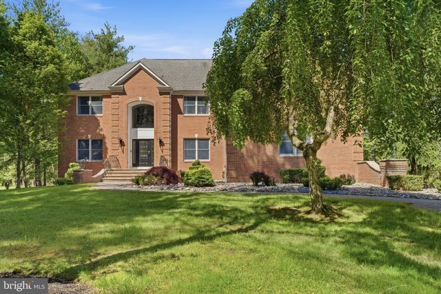 97 UNION RD, Frenchtown, NJ 08825