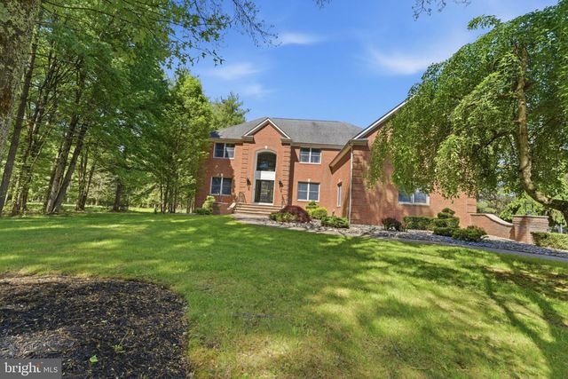 97 UNION RD, Frenchtown, NJ 08825