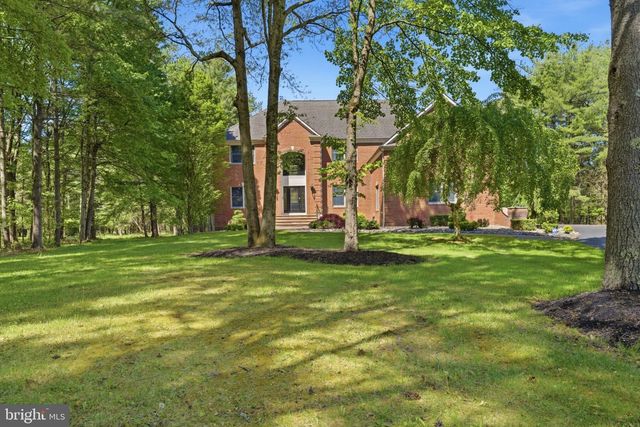 97 UNION RD, Frenchtown, NJ 08825