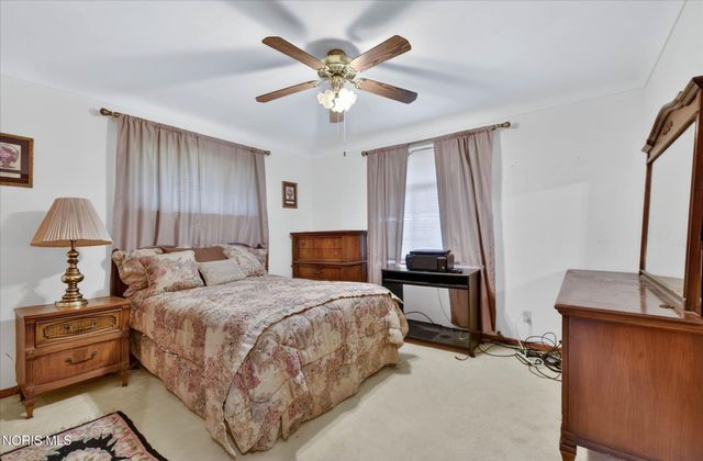 3555 Victory Avenue, Toledo, OH 43607
