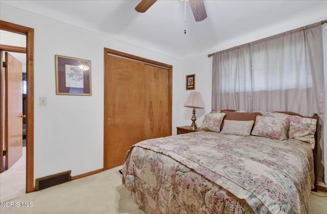 3555 Victory Avenue, Toledo, OH 43607