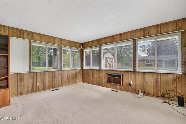 3555 Victory Avenue, Toledo, OH 43607