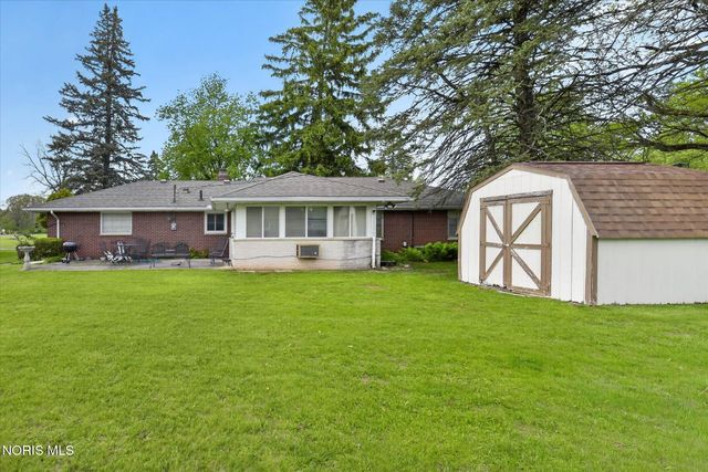 3555 Victory Avenue, Toledo, OH 43607