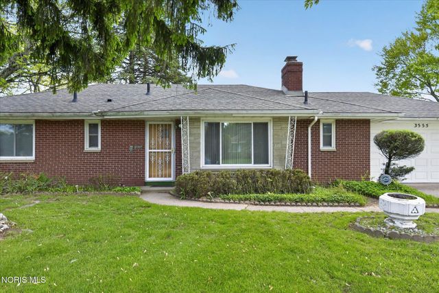 3555 Victory Avenue, Toledo, OH 43607