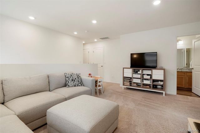 20876 E 61st Drive, Aurora, CO 80019