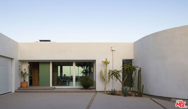 16705 Charmel Lane, Pacific Palisades (los Angeles), CA 90272