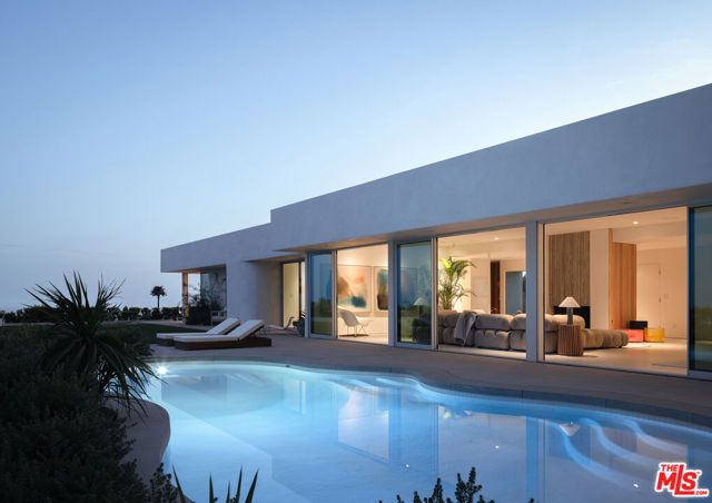 16705 Charmel Lane, Pacific Palisades (los Angeles), CA 90272