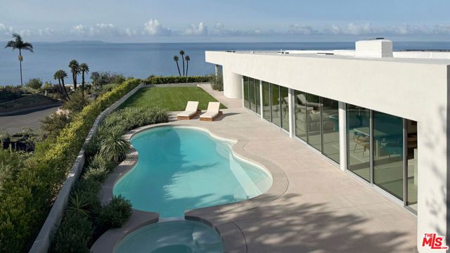 16705 Charmel Lane, Pacific Palisades (los Angeles), CA 90272