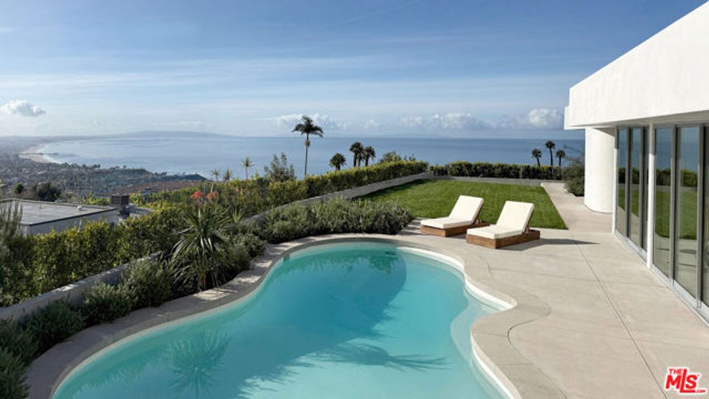 16705 Charmel Lane, Pacific Palisades (los Angeles), CA 90272