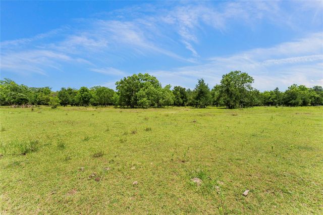 10840 Fm-442, Boling, TX 77420