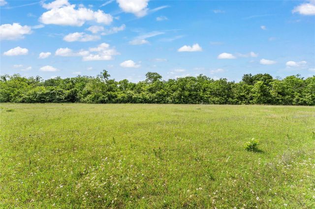 10840 Fm-442, Boling, TX 77420