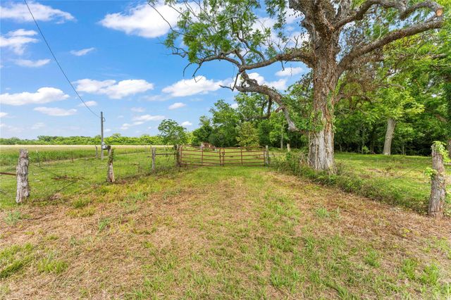 10840 Fm-442, Boling, TX 77420
