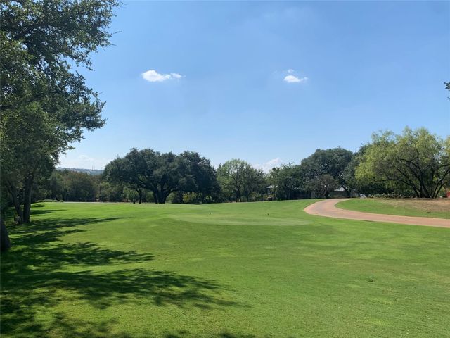 8002 Lachite DR, Horseshoe Bay, TX 78657