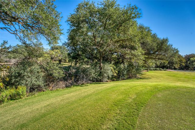 8002 Lachite DR, Horseshoe Bay, TX 78657