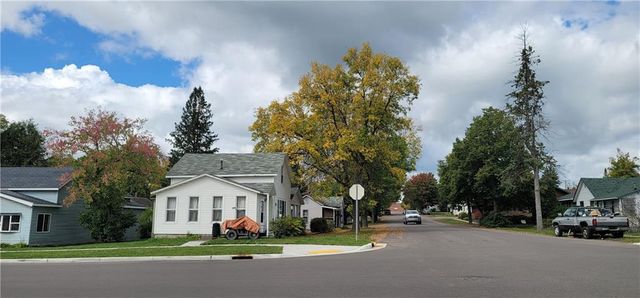 15872 W 2nd Street, Hayward, WI 54843