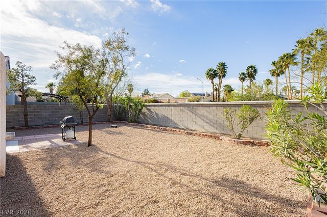 7816 Sparrowgate Avenue, Las Vegas, NV 89131