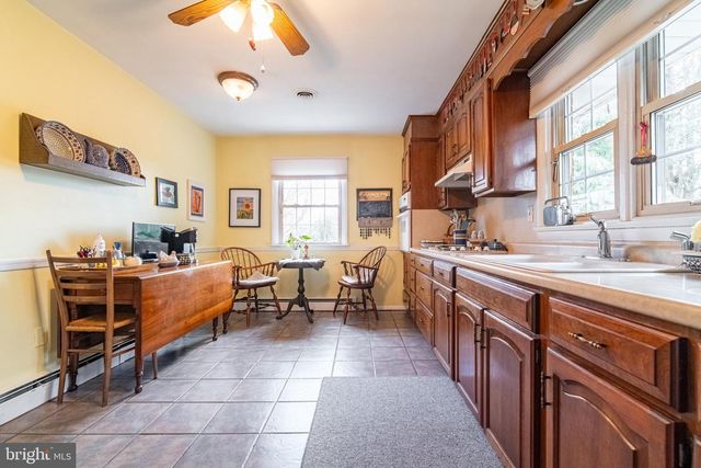 1140 CHESTNUT ST, Columbia, PA 17512