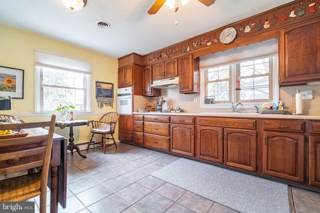 1140 CHESTNUT ST, Columbia, PA 17512