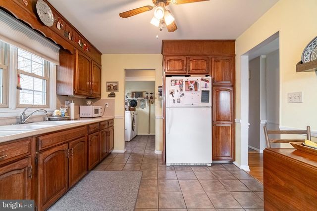 1140 CHESTNUT ST, Columbia, PA 17512
