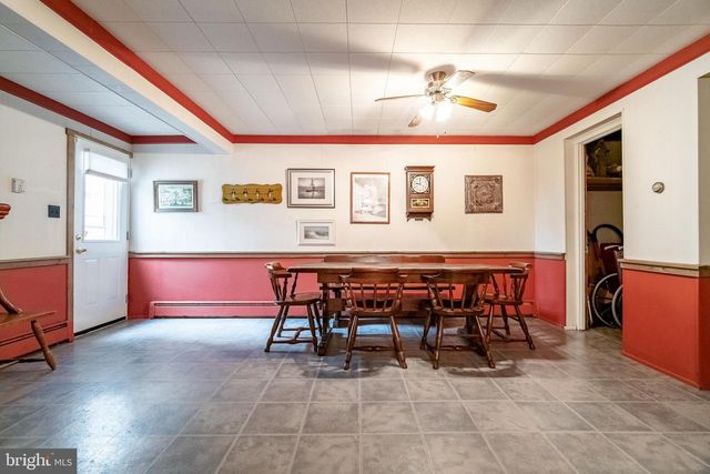 1140 CHESTNUT ST, Columbia, PA 17512