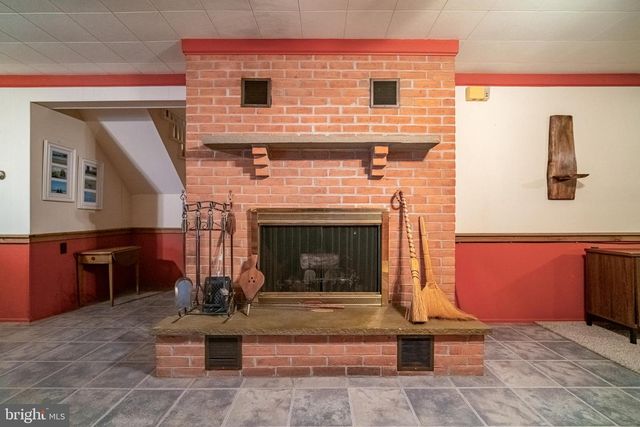 1140 CHESTNUT ST, Columbia, PA 17512