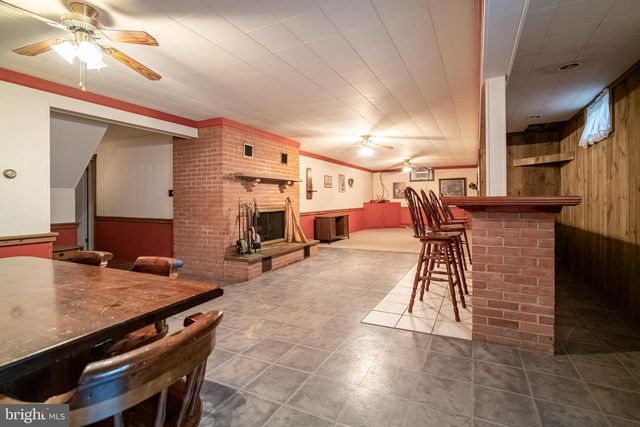 1140 CHESTNUT ST, Columbia, PA 17512