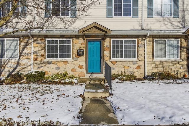 16253 Terrace Village Drive, Taylor, MI 48180