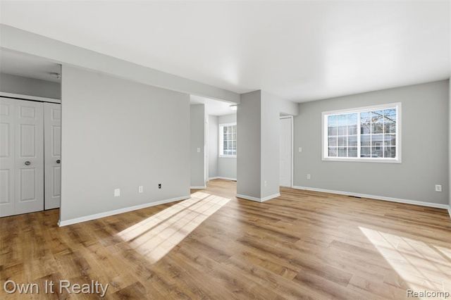 16253 Terrace Village Drive, Taylor, MI 48180