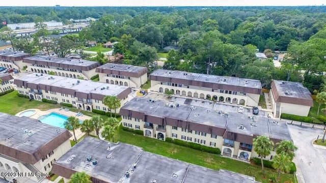 1735 EL CAMINO Road 5, Jacksonville, FL 32216