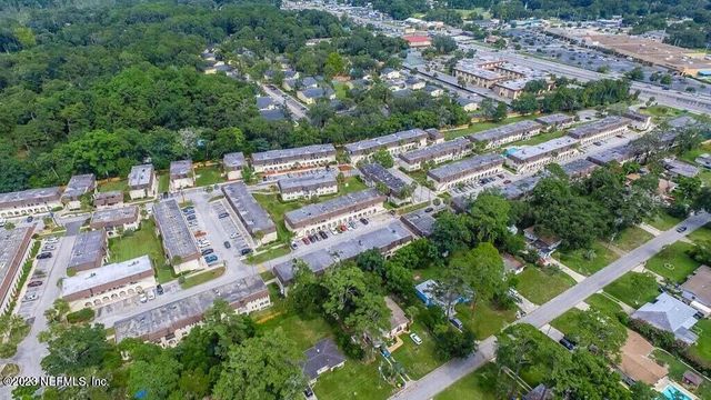 1735 EL CAMINO Road 5, Jacksonville, FL 32216