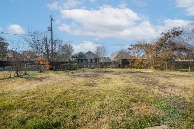 507 Southlake Drive, Forney, TX 75126