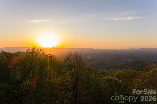 99999 Elk Mountain Scenic Highway 1, Asheville, NC 28804