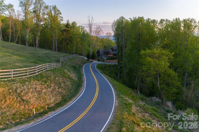 99999 Elk Mountain Scenic Highway 1, Asheville, NC 28804