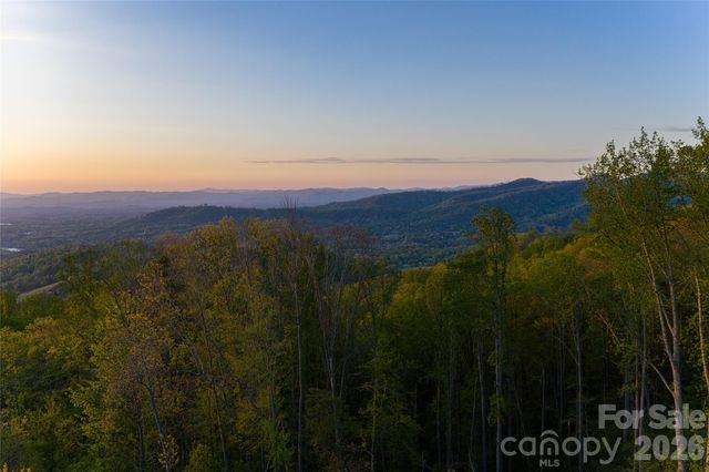 99999 Elk Mountain Scenic Highway 1, Asheville, NC 28804