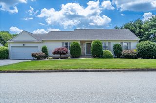 62 Scituate Farms Drive, Cranston, RI 02921