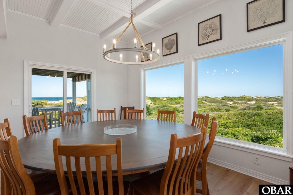 Image 15 of property listing at 614 Tern Arch, Corolla, NC 27927