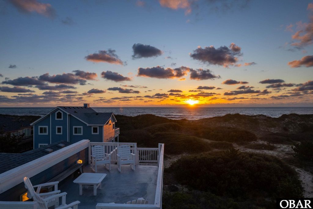 Image 23 of property listing at 614 Tern Arch, Corolla, NC 27927