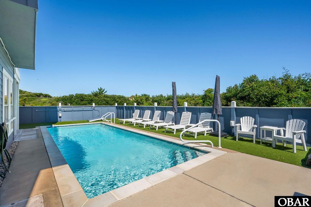 Image 39 of property listing at 614 Tern Arch, Corolla, NC 27927