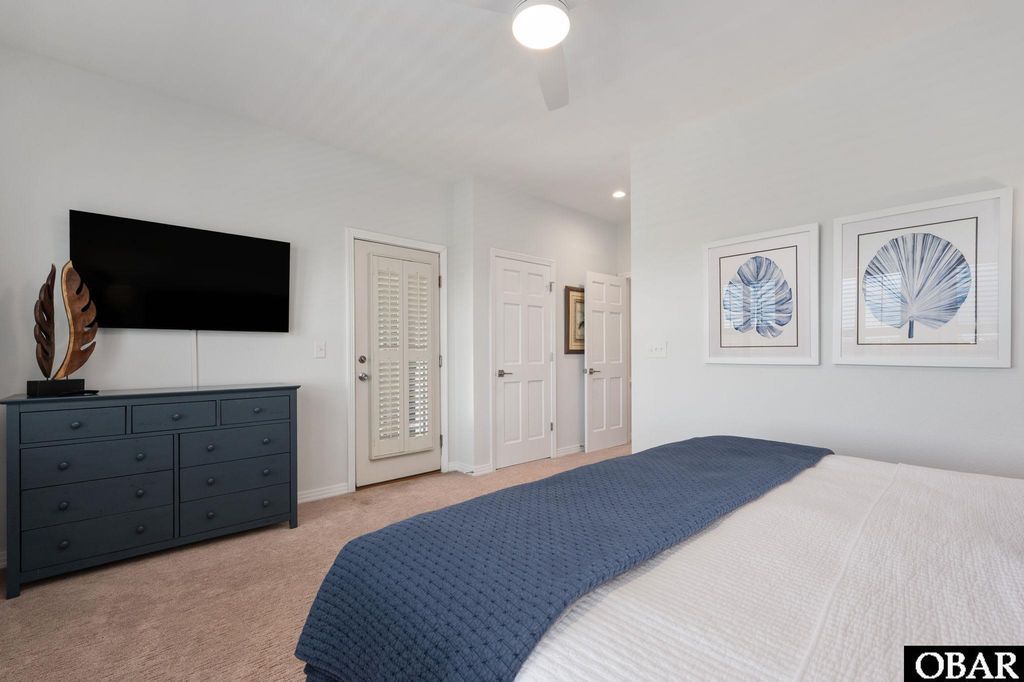 Image 55 of property listing at 614 Tern Arch, Corolla, NC 27927