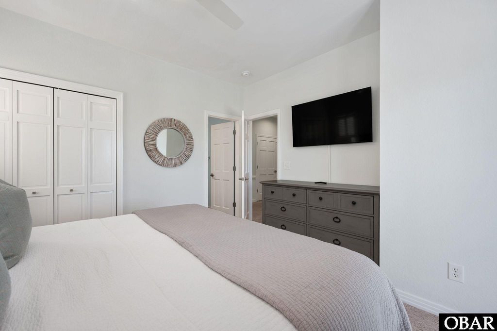Image 58 of property listing at 614 Tern Arch, Corolla, NC 27927