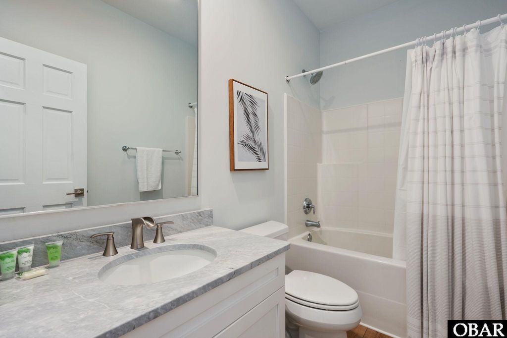 Image 59 of property listing at 614 Tern Arch, Corolla, NC 27927